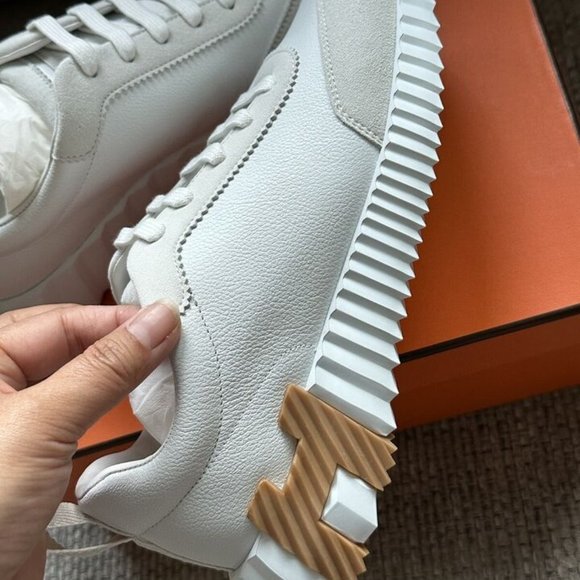 Size 38EU NEW HERMES Leather Bouncing Women Sneaker - Picture 3 of 5